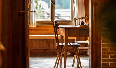 Gasthaus Löwen: Blick in die große Gaststube.
