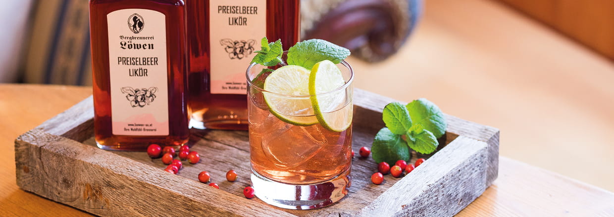 Rezept Preisel-Tonic | Sommerdrink mit Löwen Preiselbeer Likör